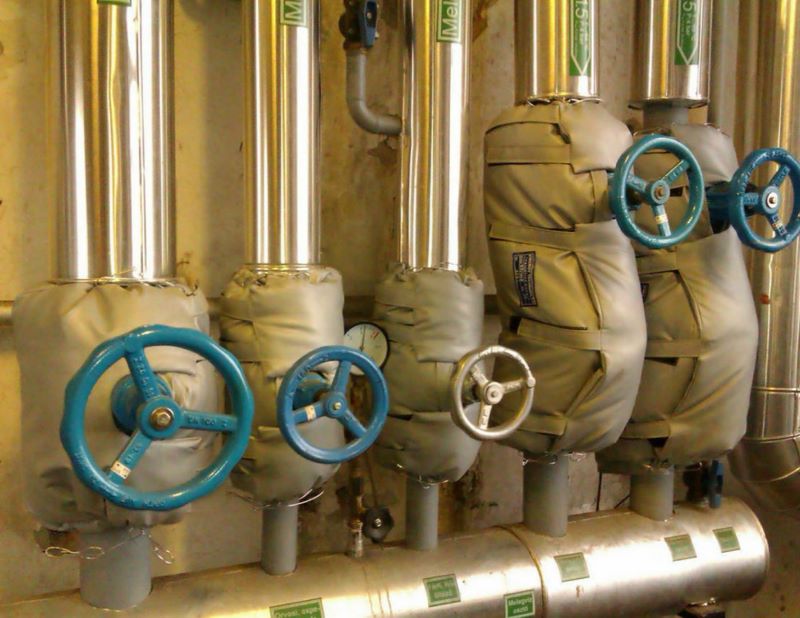 Izolarea distribuitoarelor de abur cu jachete de izolare