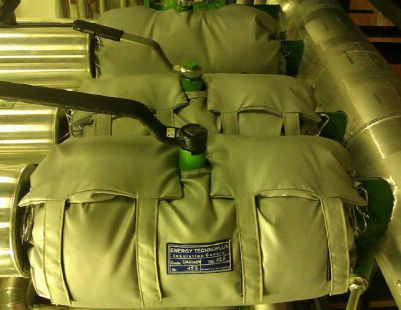 Distribuitor de abur cu jachetă de izolare "heat jacket"